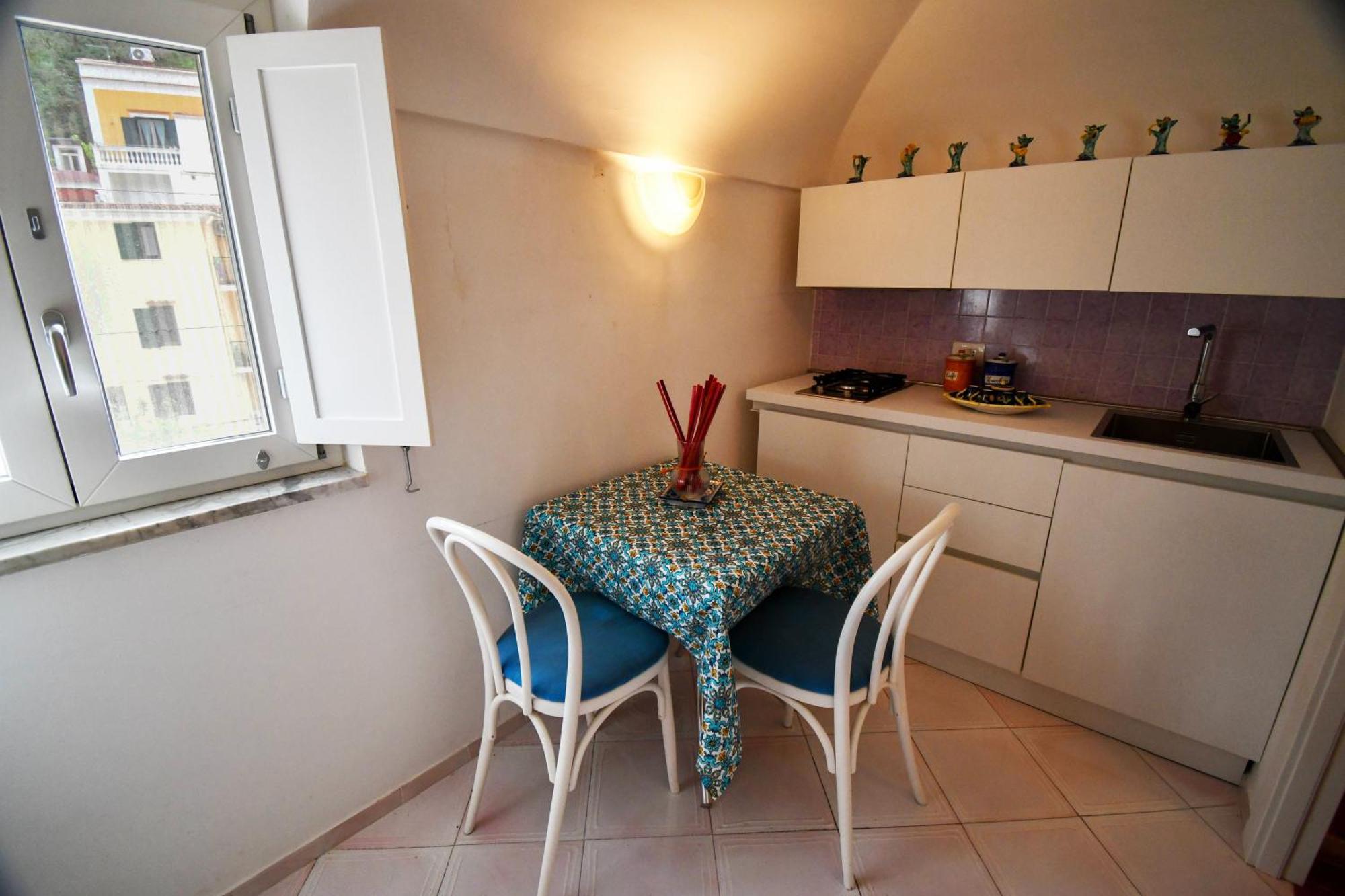Casa Azzurra Lägenhet Cetara Exteriör bild